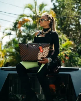 A.i.3 THE LEGACY BORSA TOTE