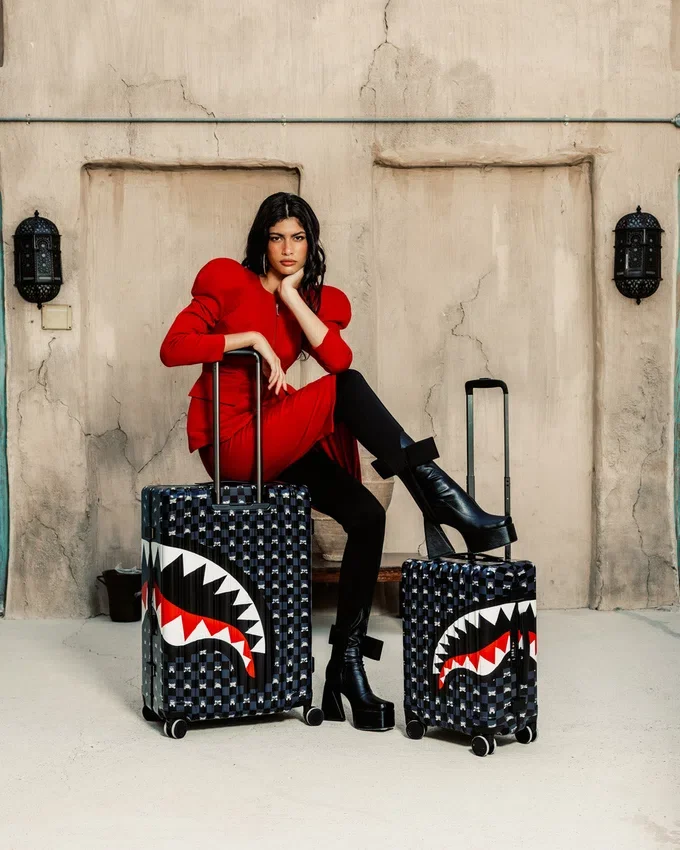 BAGAGLIO A MANO SHARK MOB HIDEOUT