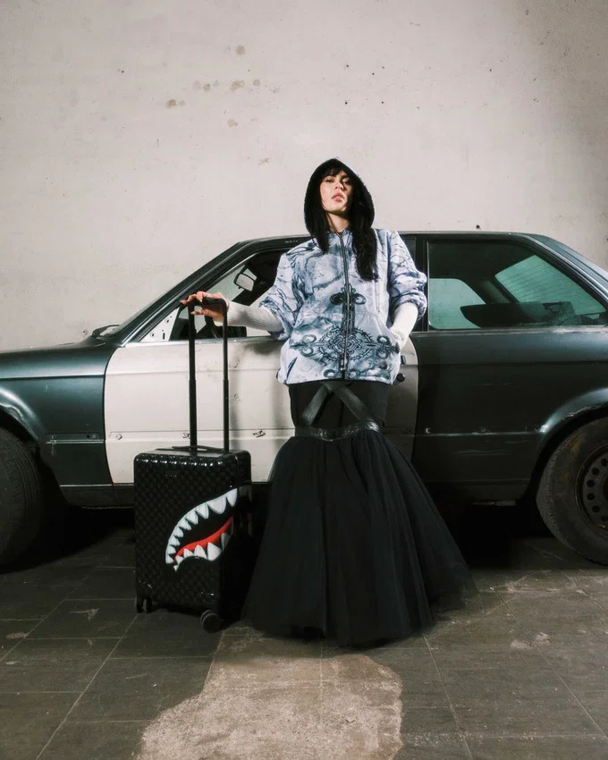 BAGAGLIO A MANO SHARKS IN PARIS HYPER PUFF