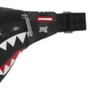 Borsa A Tracolla Savvy "Shark Mob Hideout"