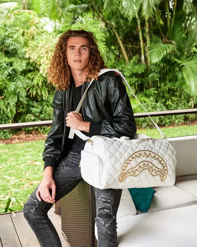 BORSA BORSONI RIVIERA LE BLANC CON CATENA D'ORO E DETTAGLI A FORMA DI SQUALO