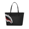 BORSA HYPER PUFF “SHARKS IN PARIS” Tote