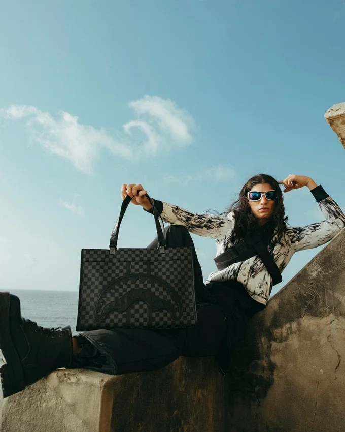 BORSA TOTE MIDNIGHT CHATEAU TORTUGA