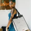 BORSA TOTE UFFICIALE BASQUIAT PEGASUS 1987 LOFT