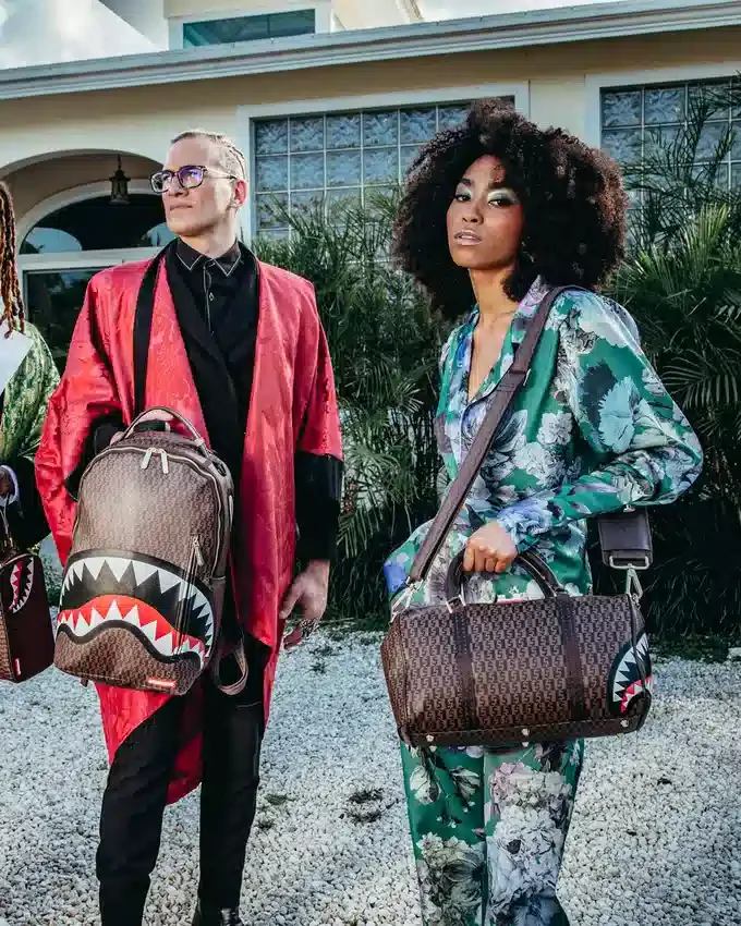 CASHIN CHECKS Savvy Borsa A Tracolla