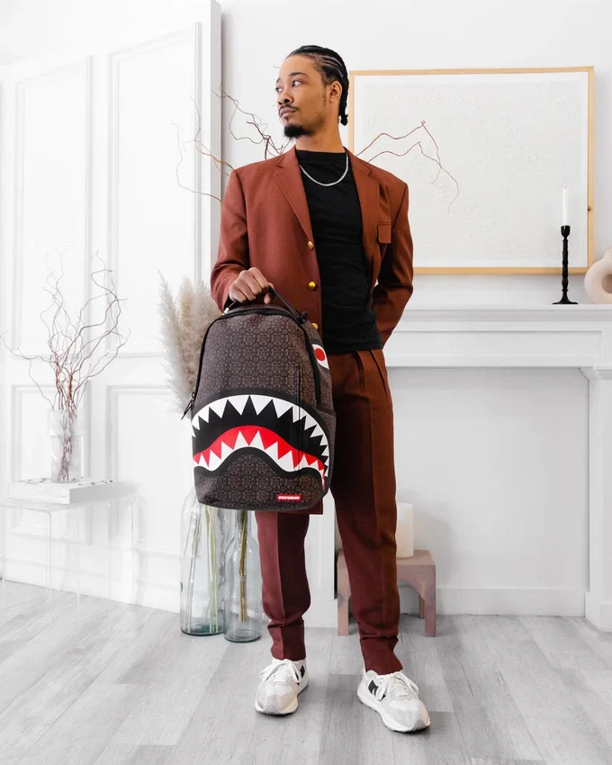 FRENZY SHARKS ZANIO (DLXV)