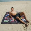 GLOBAL MOGUL UNLIMITED MILES: TAPPETINO DA SPIAGGIA PIEGHEVOLE, COPERTA, BORSA TOTE CONVERTIBILE RESISTENTE ALL’ACQUA
