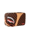 Henny AIR TO THE THRONE Beauty Case