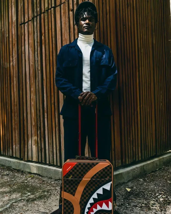 HENNY AIR TO THE THRONE - Valigeria JETSETTER
