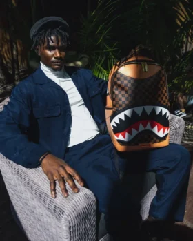 HENNY AIR TO THE THRONE Zaini (DLXV)