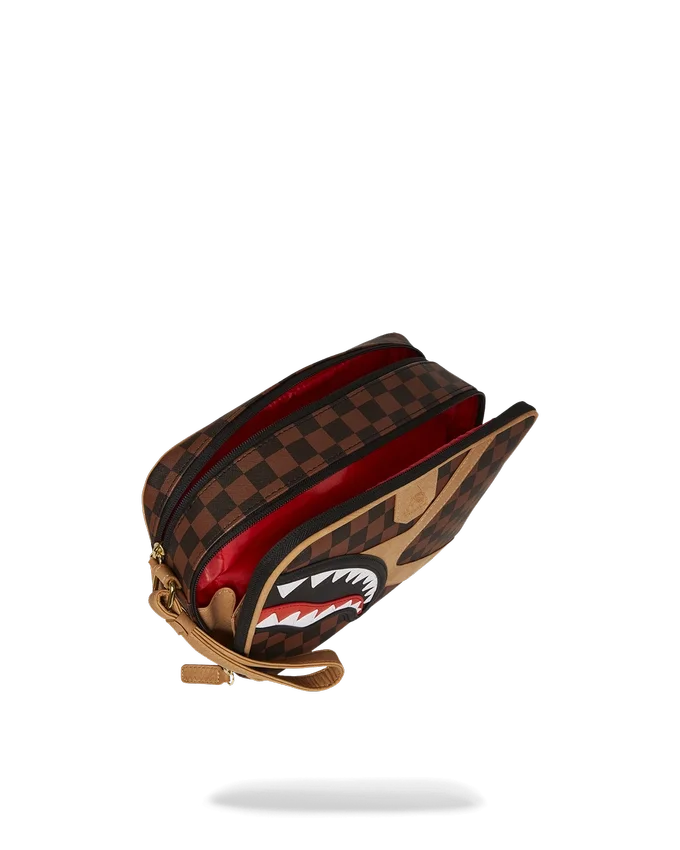 HENNYVILLE BEAUTY CASE BRICK