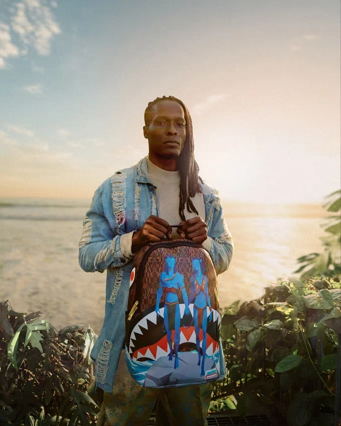 JAKE E NEYTIRI TRA GLI SHARK DI PANDORA