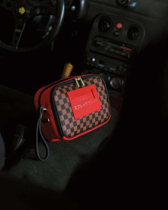 KATANA CHECK BOSS - Beauty Case