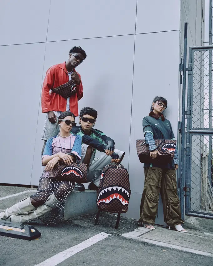 KYOTOKNIT SHARKS IN PARIS Borsa A Tracolla Savvy