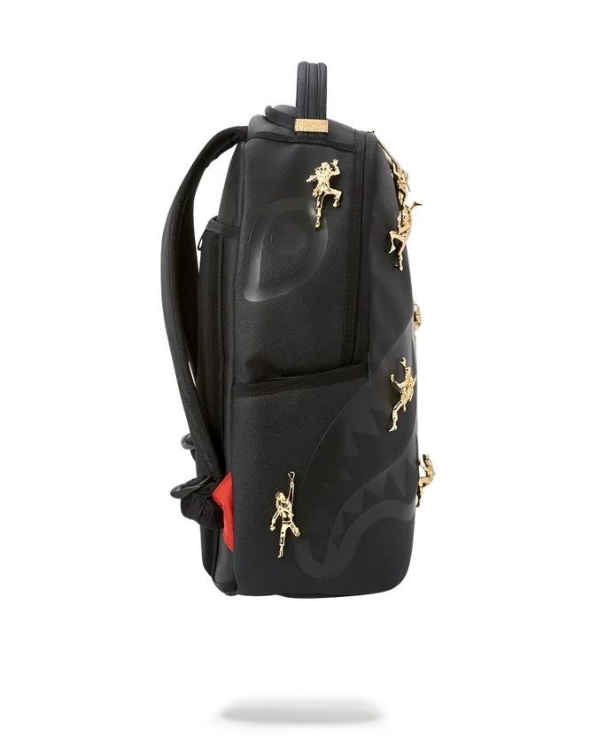 LO ZAINI CON 11 NINJA