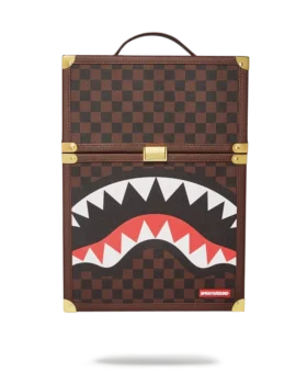 LO ZAINO CHATURANGA SHARK 1900
