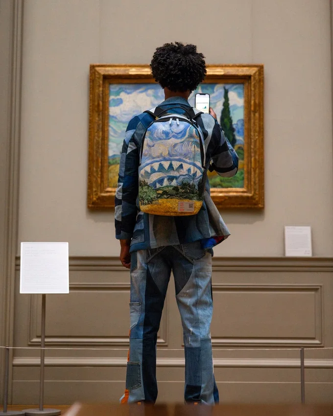 LO ZAINO MET VAN GOGH “CAMPO DI GRANO CON CIPRESSI”