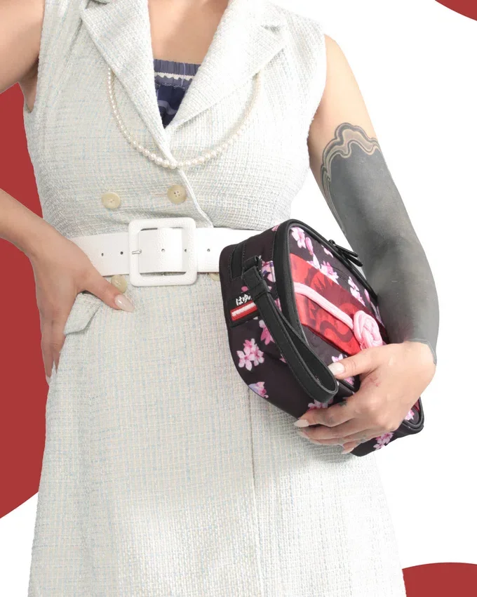 OUKA KENRAN HAYUMI HOKAZANO - Beauty Case in collaborazione ufficiale