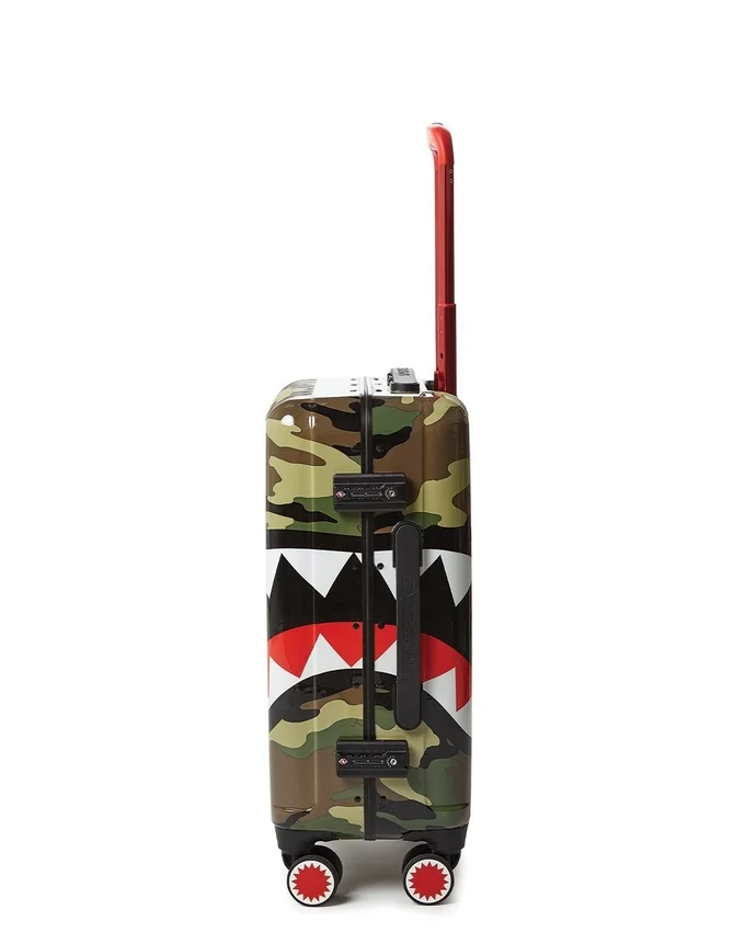 SHARKNAUTICS (Camo) Valigeria da 21,5”