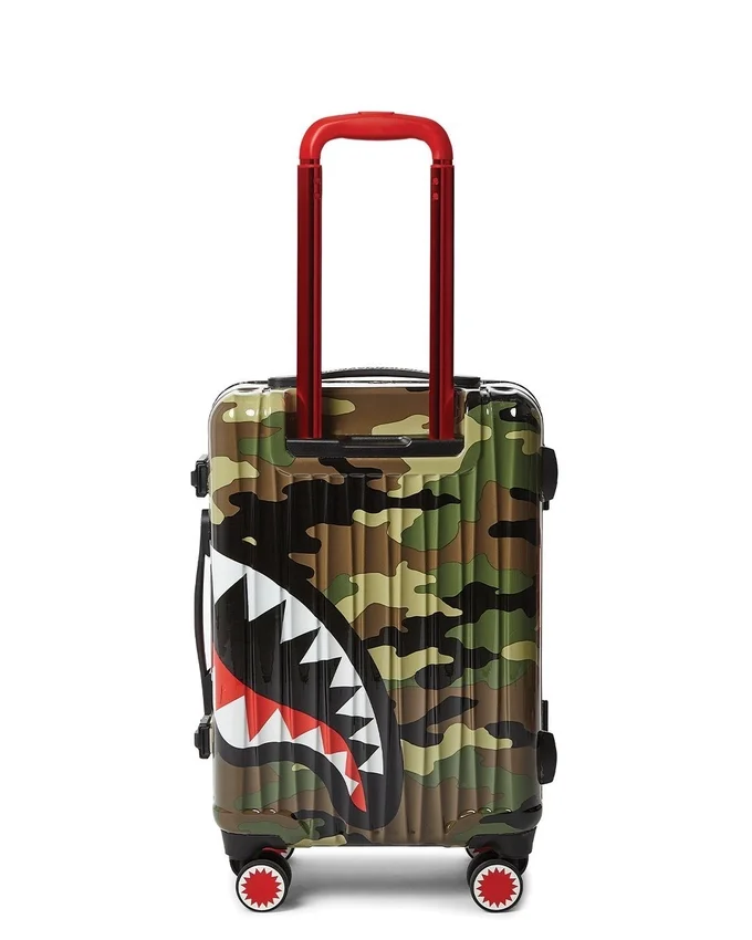 SHARKNAUTICS (Camo) Valigeria da 21,5”