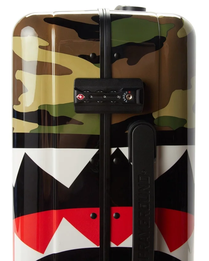 SHARKNAUTICS (Camo) Valigeria da 29,5”