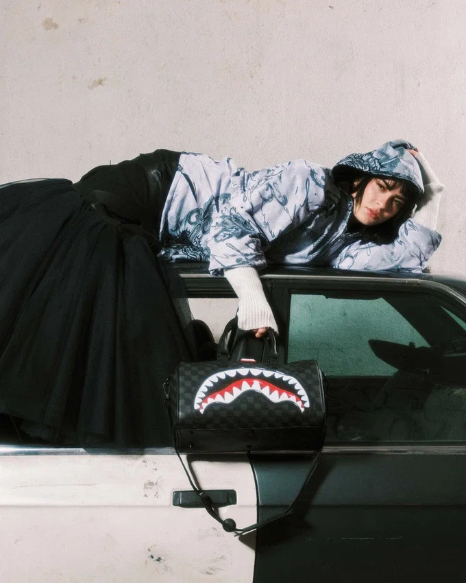 SHARKS IN PARIS HYPER PUFF MINI BORSONI