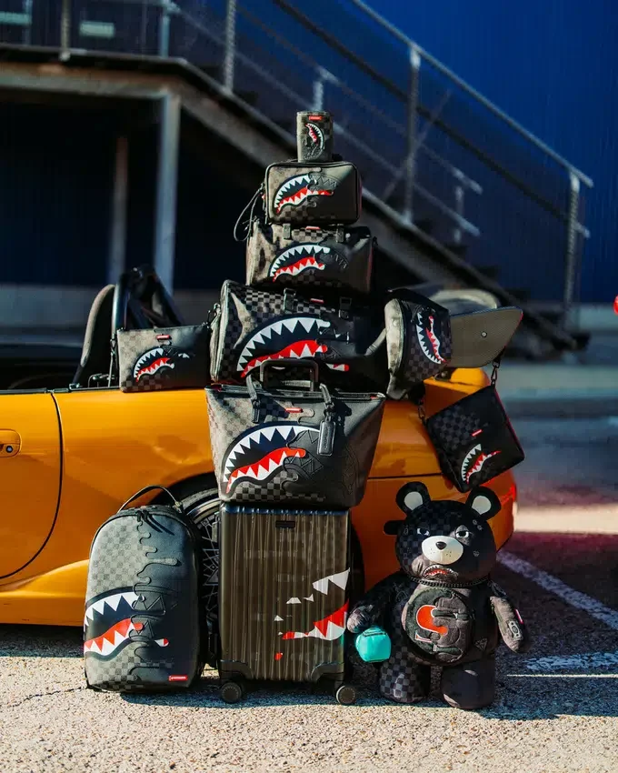 SPEED SHARK SIDE SWIPE Beauty Case