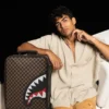 TASCA ESTERNA CON CERNiera DORATA “Sharks in Paris” VALIGERIA JETSETTER