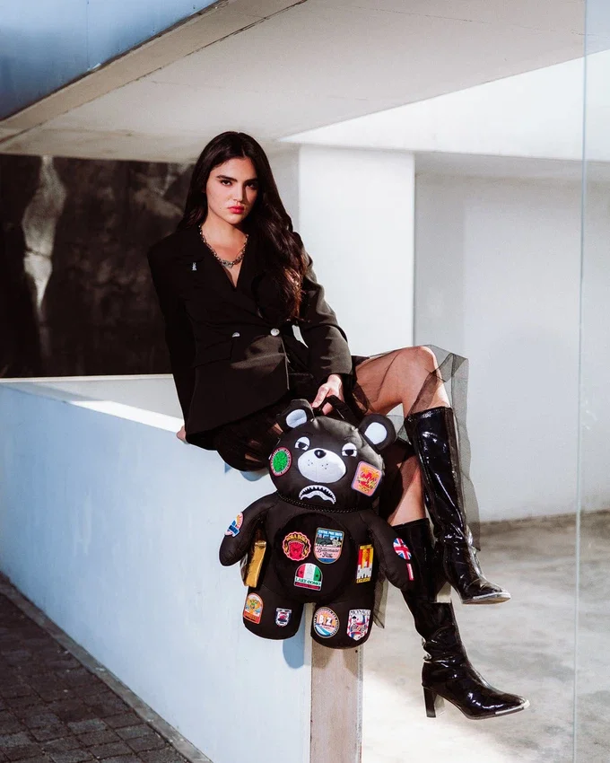 Zaini MONEYBEAR DEL MILIARDARIO GLOBAL MOGUL