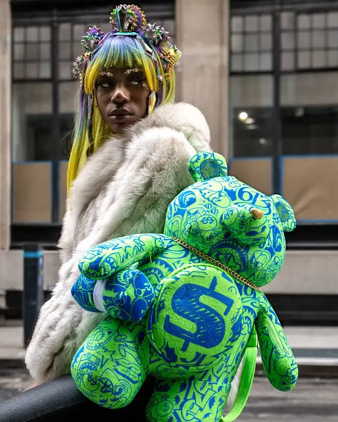 Zaini MONEYBEAR STEALTH WEALTH