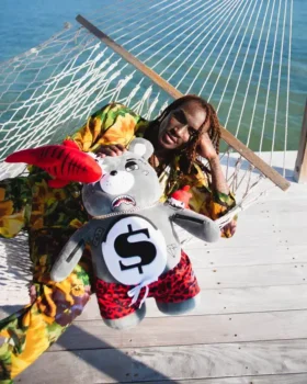 Zaini MONEYBEAR TEDDYBEAR DI SHARK FRIENDS