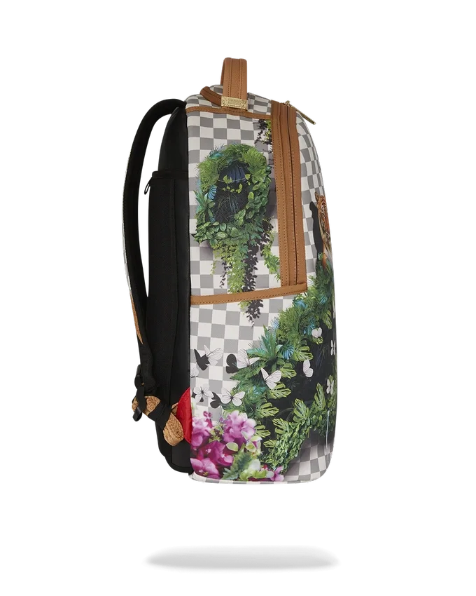 Zaini SECRET GARDEN SHARK
