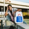 Zaino con stampa artistica “Big Blue Purse” di Keith Haring