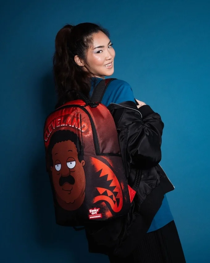 Zaino DLXSR "Cleveland Shark" di Family Guy