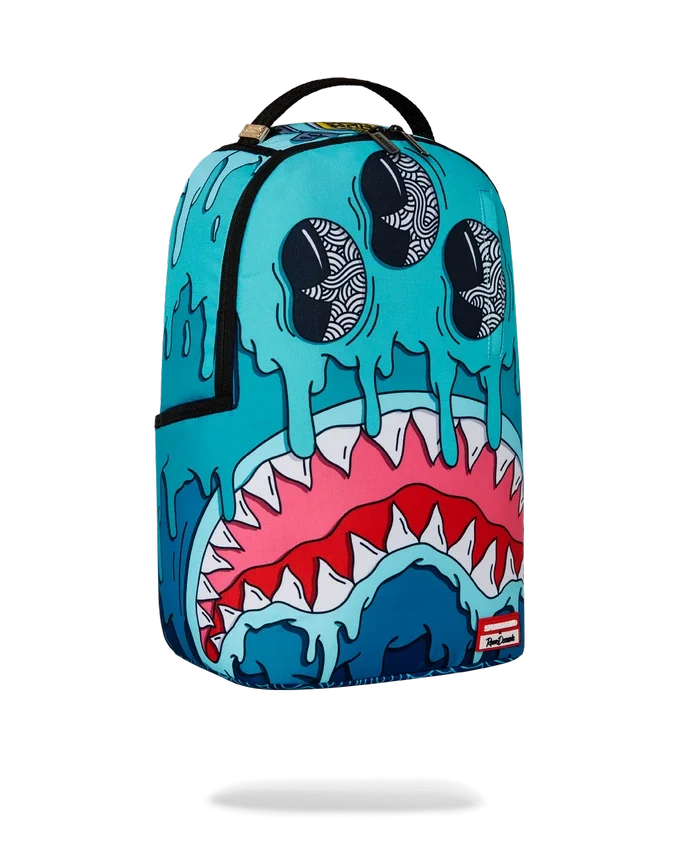 Zaino DRIPS SHARKS in collaborazione con l’artista JORGE RODRIGUEZ