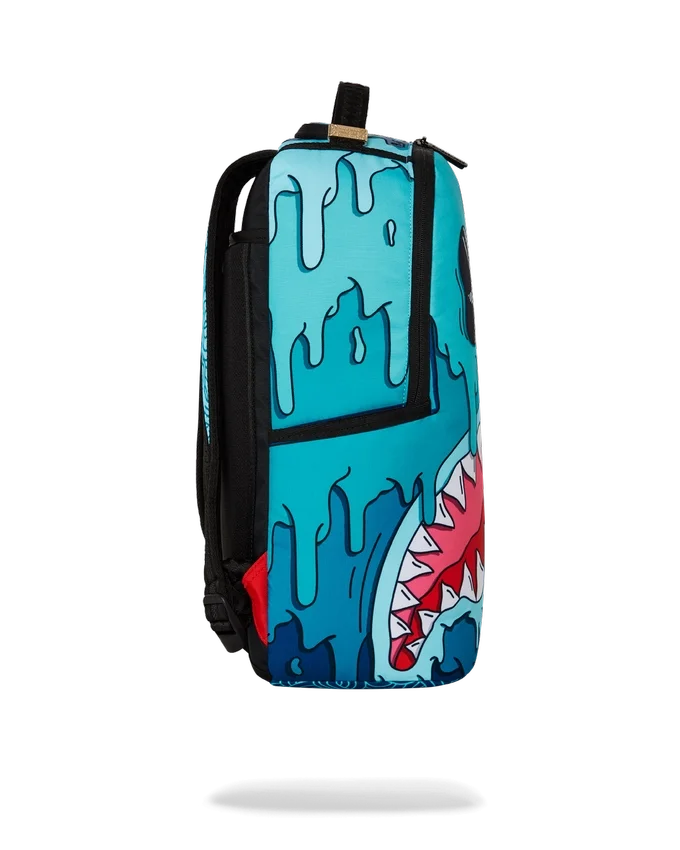 Zaino DRIPS SHARKS in collaborazione con l’artista JORGE RODRIGUEZ