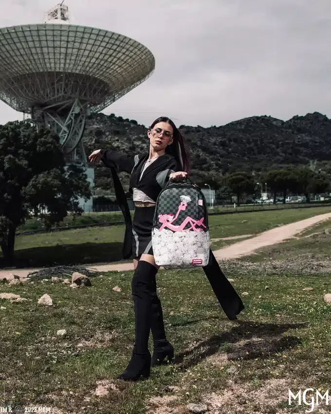 Zaino "ONE IN A MILLION" della Pantera Rosa (DLXV)