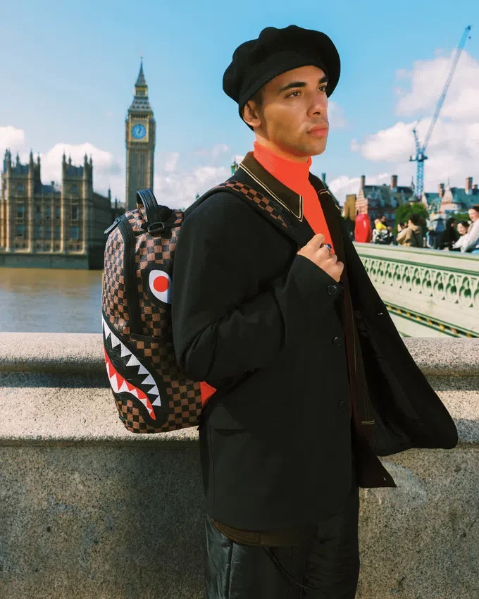 Zaino "The Private Jet Shark Club"