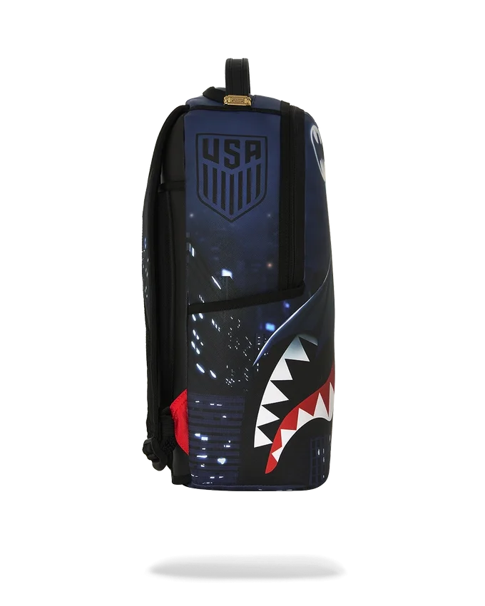 Zaino USSF x DC BATMAN OVER SHARK