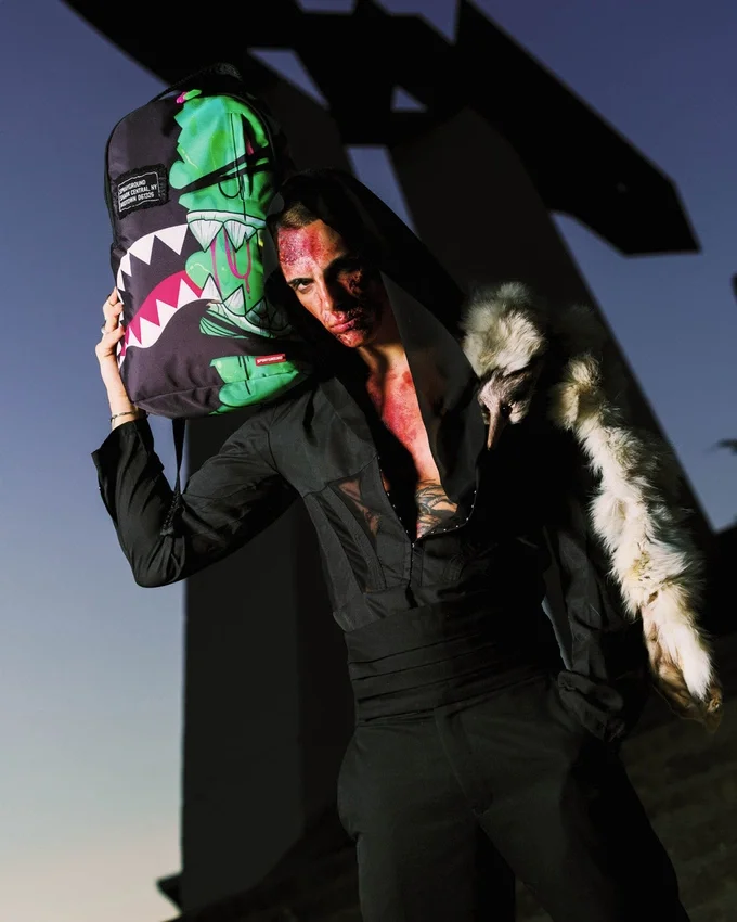 ZOMBIE OOZE SHARK CENTRAL ZAINO